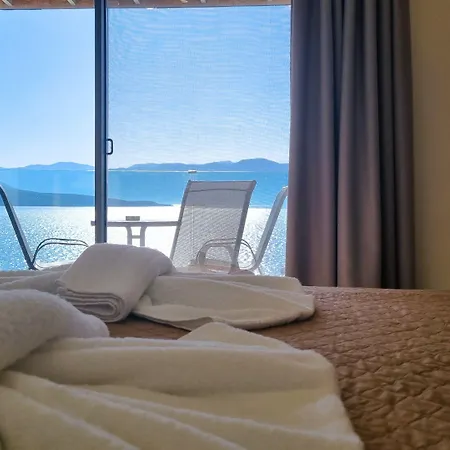 One Vision Apartment *